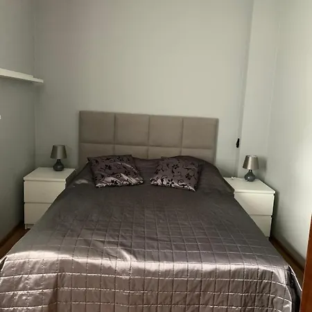アパート Apartament Nad Radunia